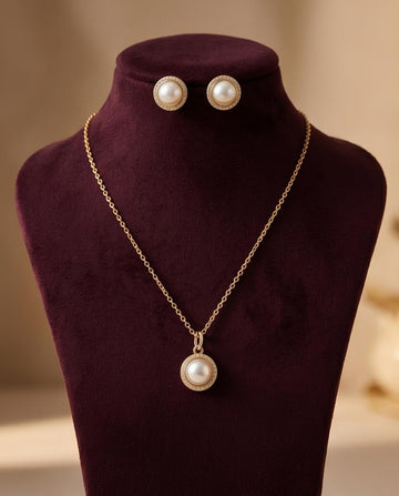 Gold‑Tone Pearl Pendant Necklace & Stud Earrings Set