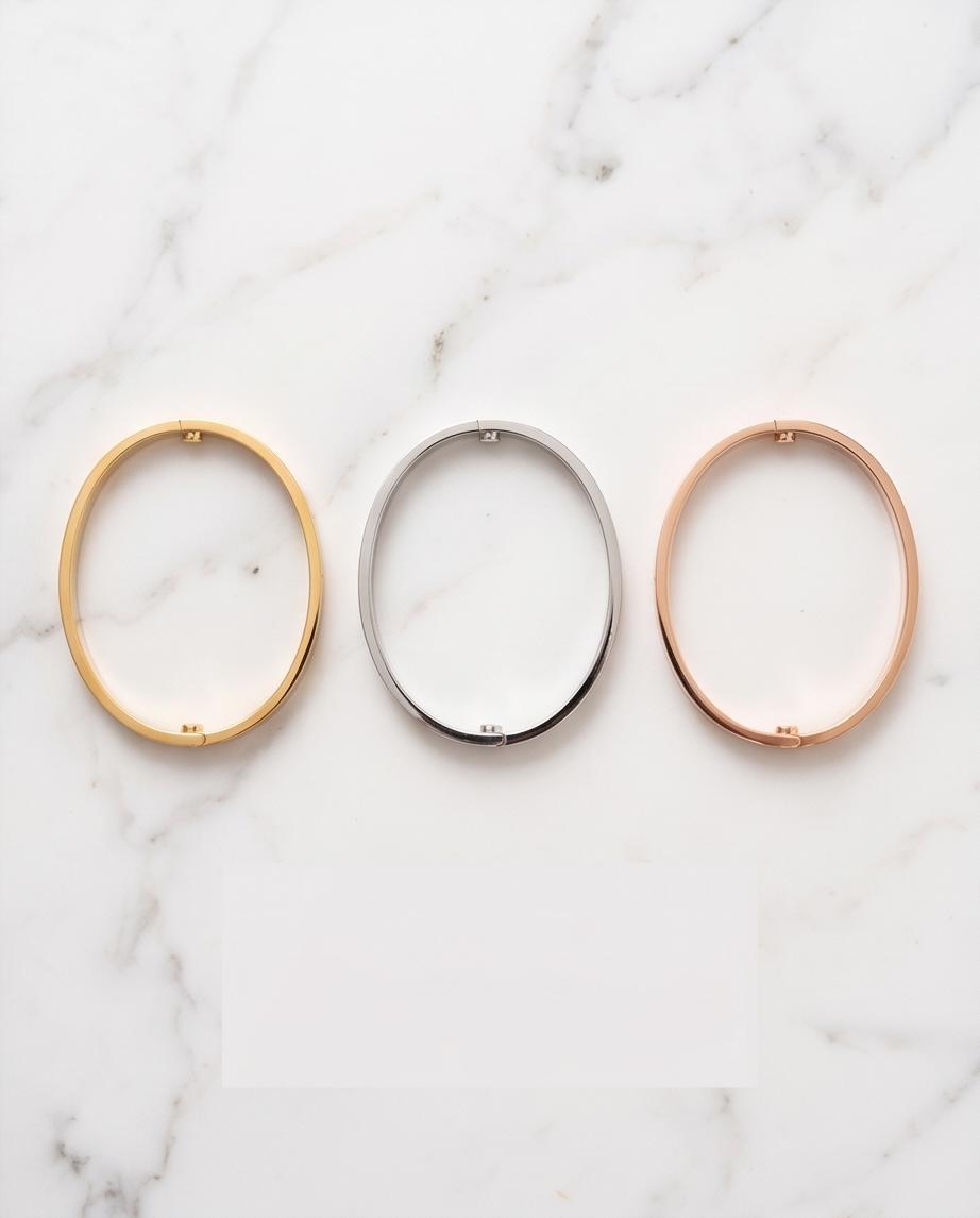 Small Tri‑Tone Screw‑Detail Bangle Bracelet Set